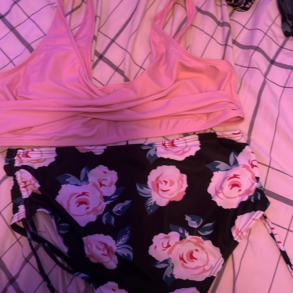 Amazon. Size medium.